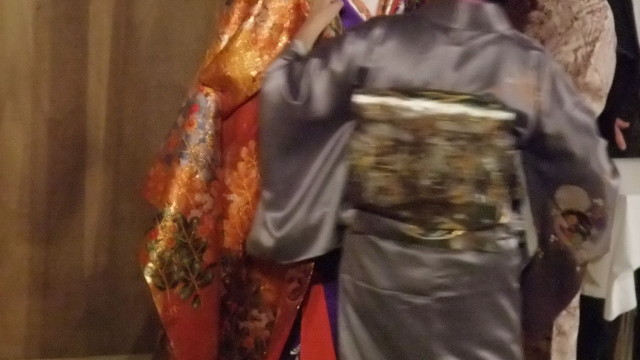 Vestizione della geisha e della oiran al Japan Matsuri di Bellinzona.