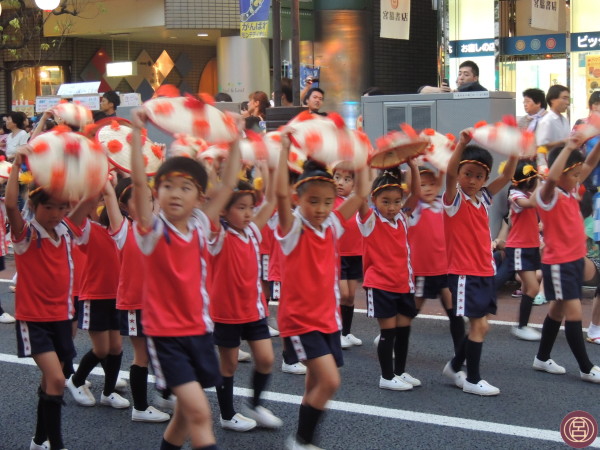 E che la danza abbia inizio! Yamagata, hanagasa matsuri, 7 agosto 2013.